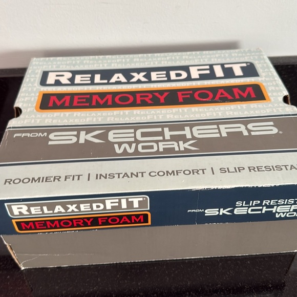 Skechers slip resistances, Size 7 men’s. Womans 9 - Picture 10 of 10